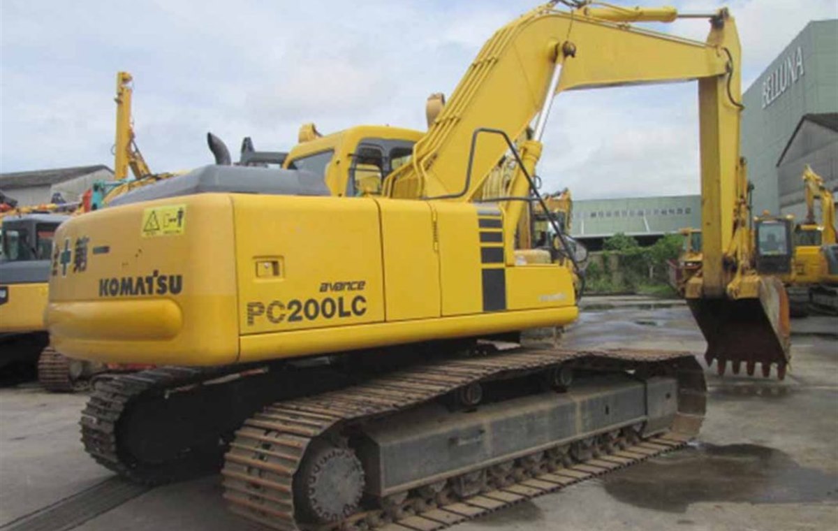 Used Komatsu PC200-6E Excavator detail photo